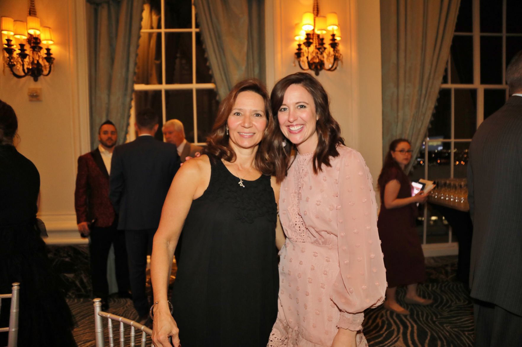 Cynthia Sieloff, Elizabeth Rendine